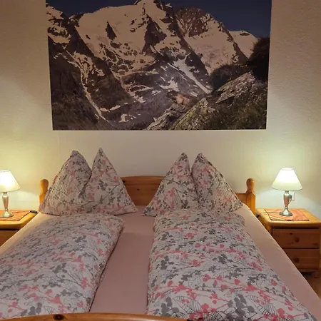 Moelltaler Ferienhaeuser 3* Großkirchheim